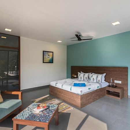 Saffronstays Mountain Aer, Karjat Εξωτερικό φωτογραφία